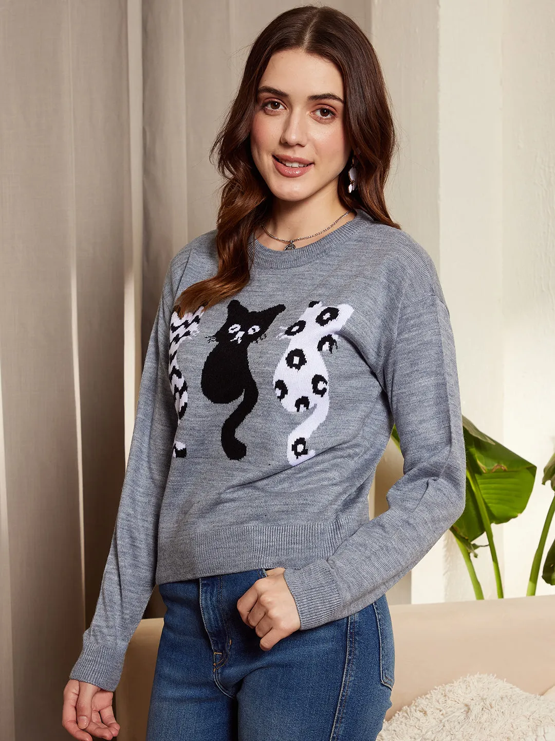 Berrylush Women Grey & Black Cat Printed Round Neck Drop-Shoulder Sleeves Ribbed Hem Regular Sweater