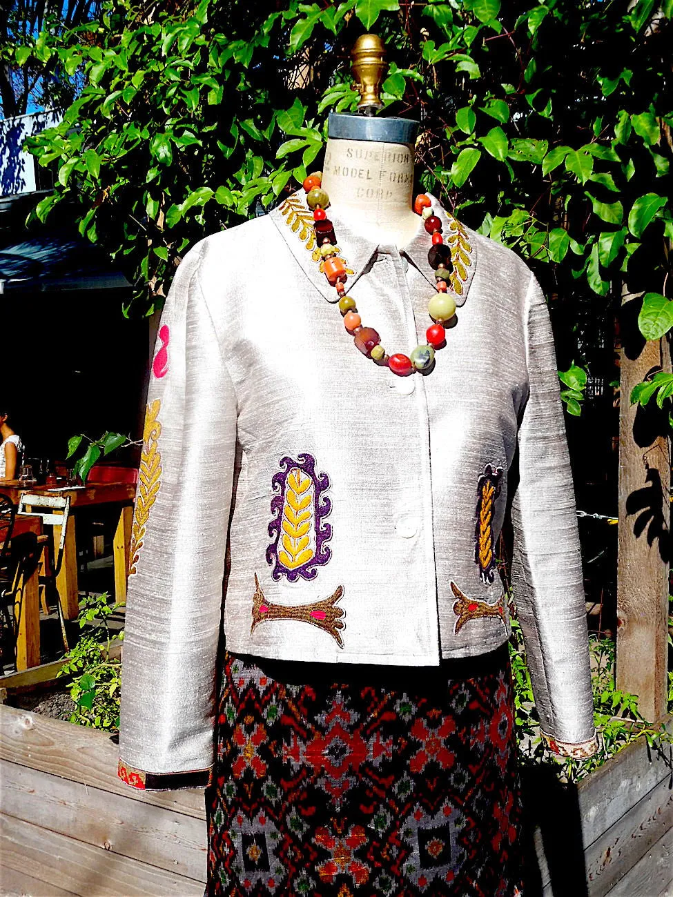 Box Jacket Vintage Suzani Embroidery Beige Lemongrass